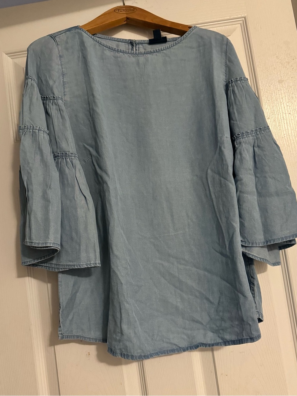 JJill Light Blue Denim Tiered Sleeve Top